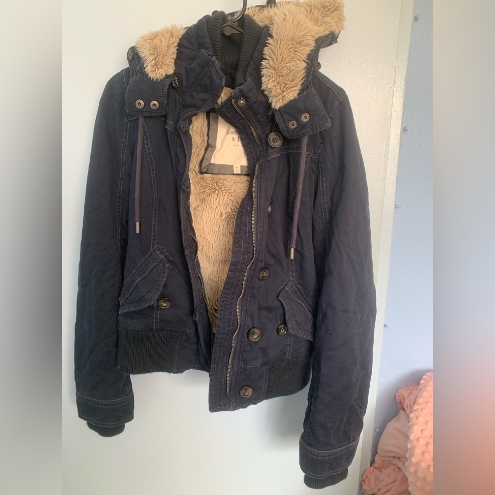Abercrombie & Fitch navy bomber faux fur lined
